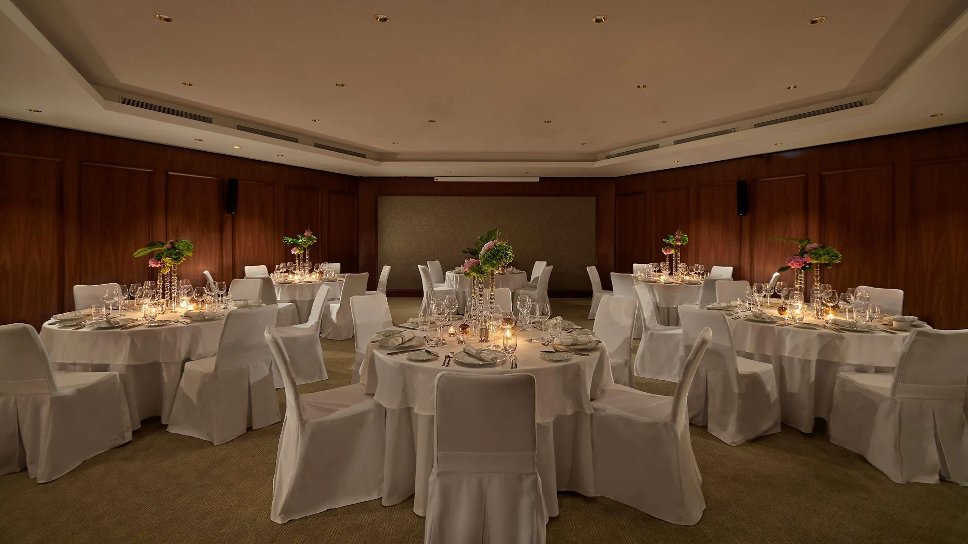 Parisi Udvar Hotel Budapest, Part Of Hyatt Hungary