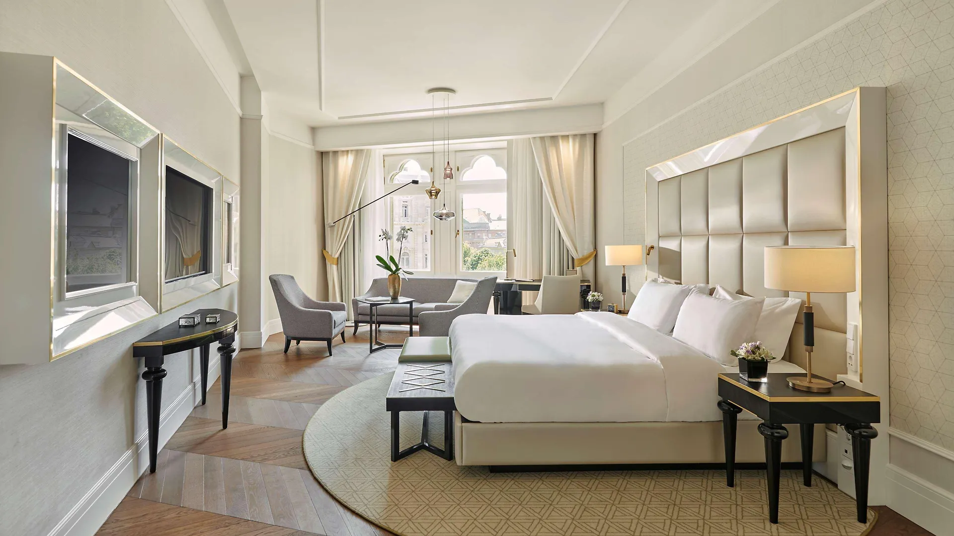 Parisi Udvar Hotel Budapest, Part Of Hyatt Budapest